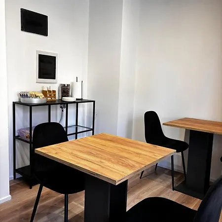 Bnbeat Oda ve Kahvaltı 3*